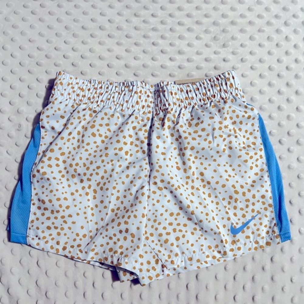 Nike Dri-FIT 10K2 Big Kids' (Girls') Training Shorts New with tags Medium